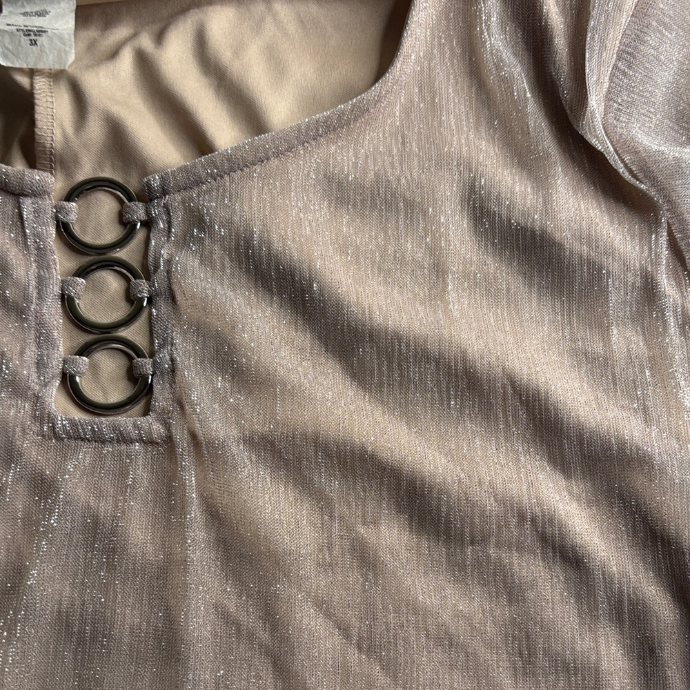 Cocomo Shimmering Pink Blouse - Picture 3 of 3